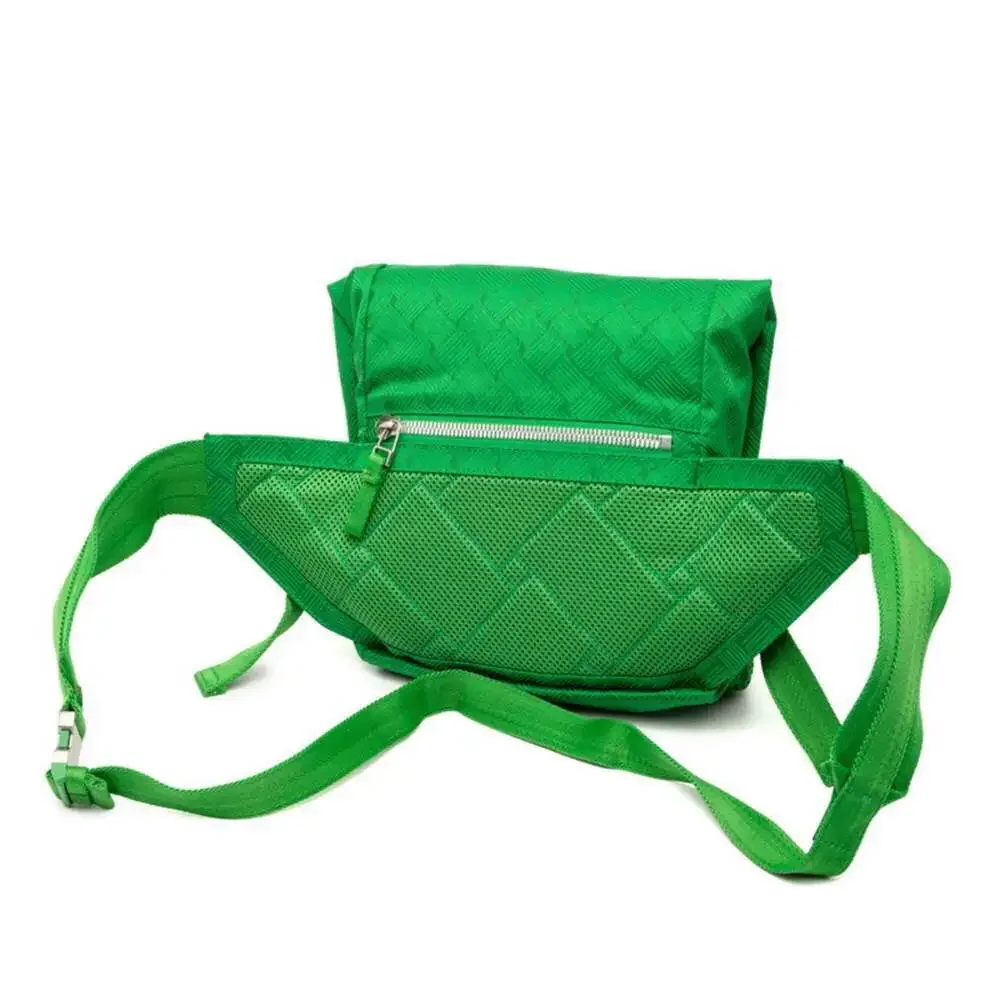 BOTTEGA VENETA Green Intrecciato Hobo Bag